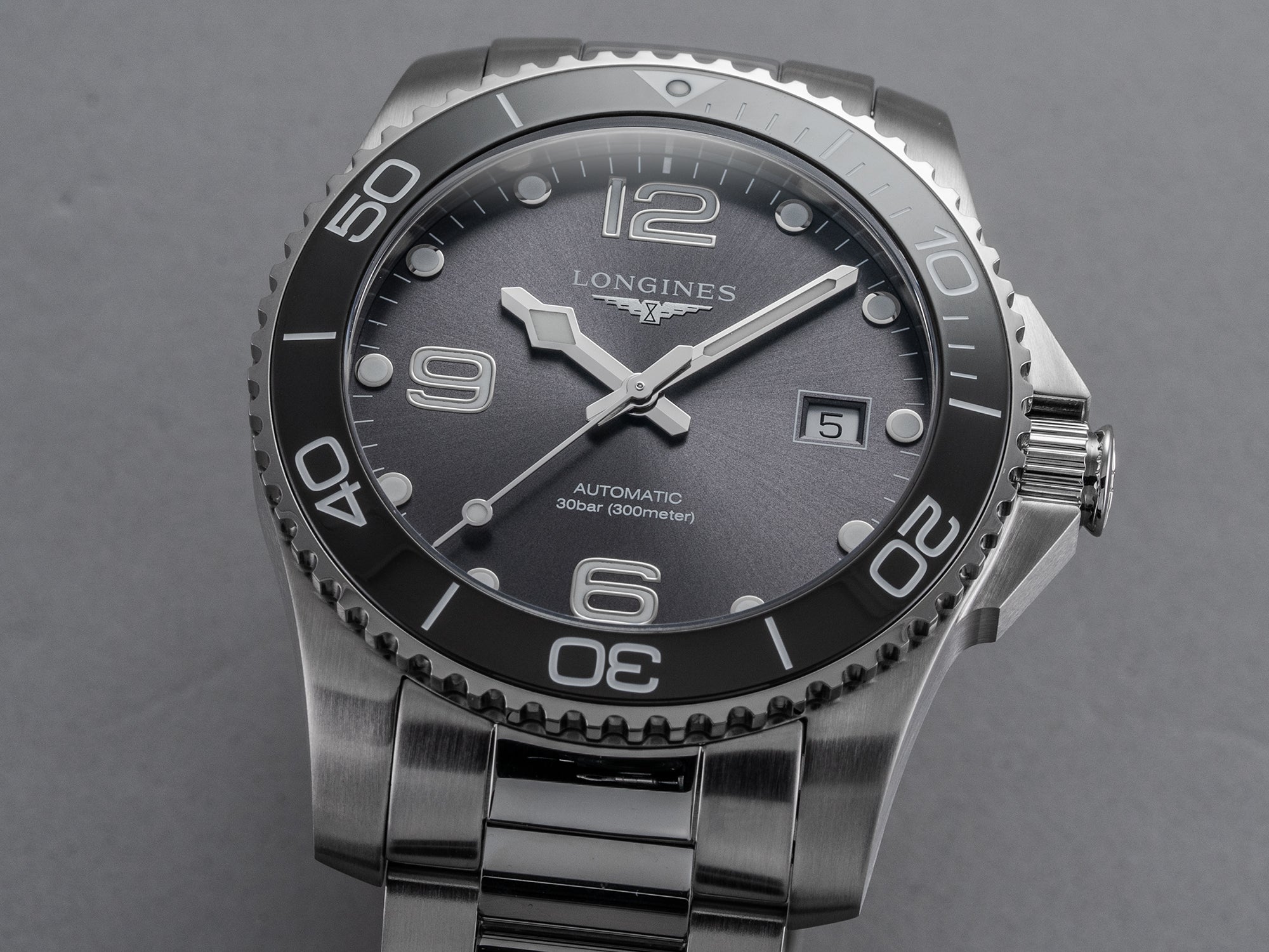 HydroConquest Sunray Grey Dial
