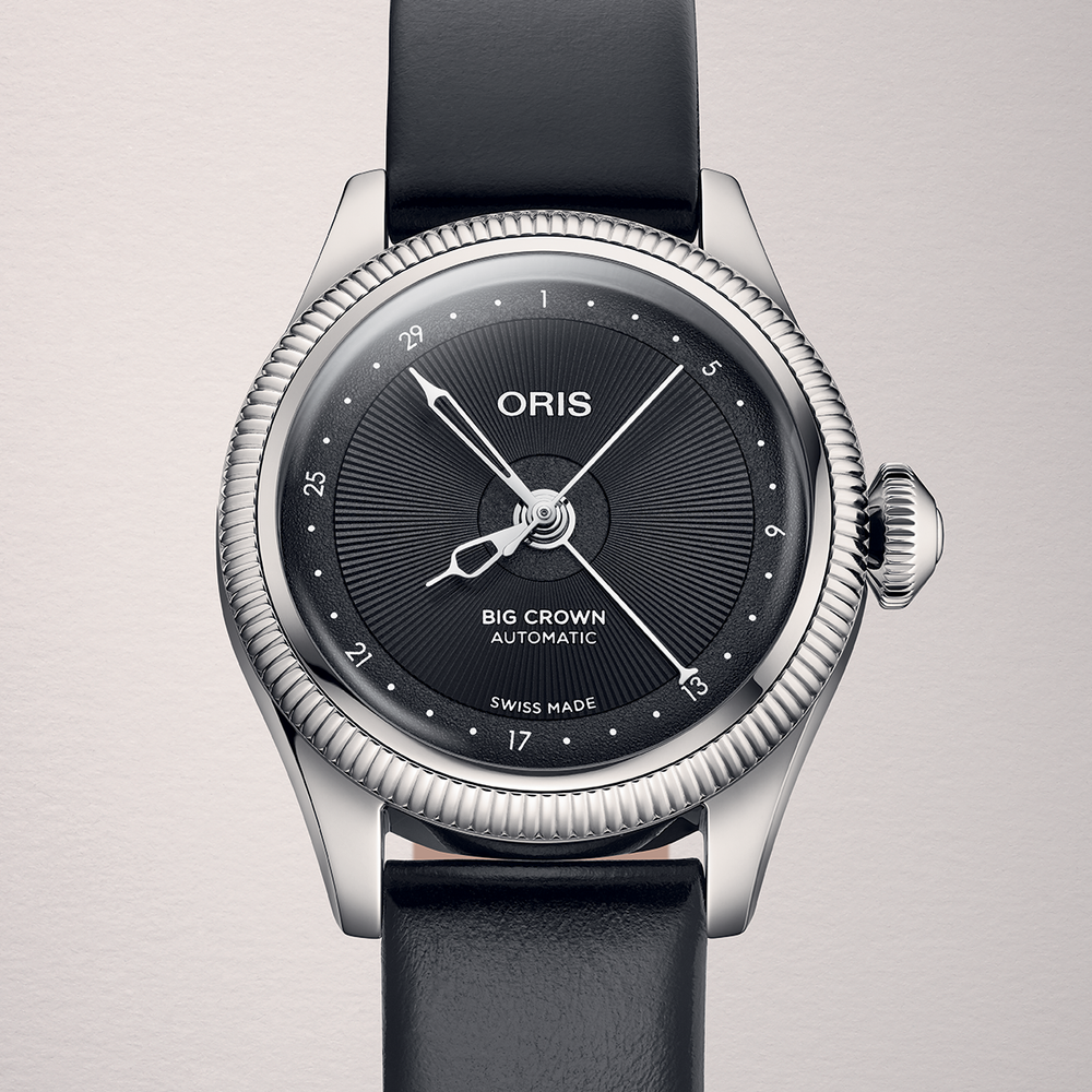 Big Crown Pointer Date 29mm - Black on Leather Strap