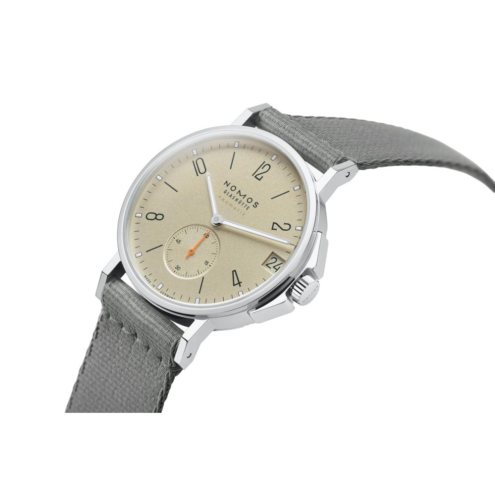 Ahoi Neomatik Date 38mm - Sand on Textile Strap
