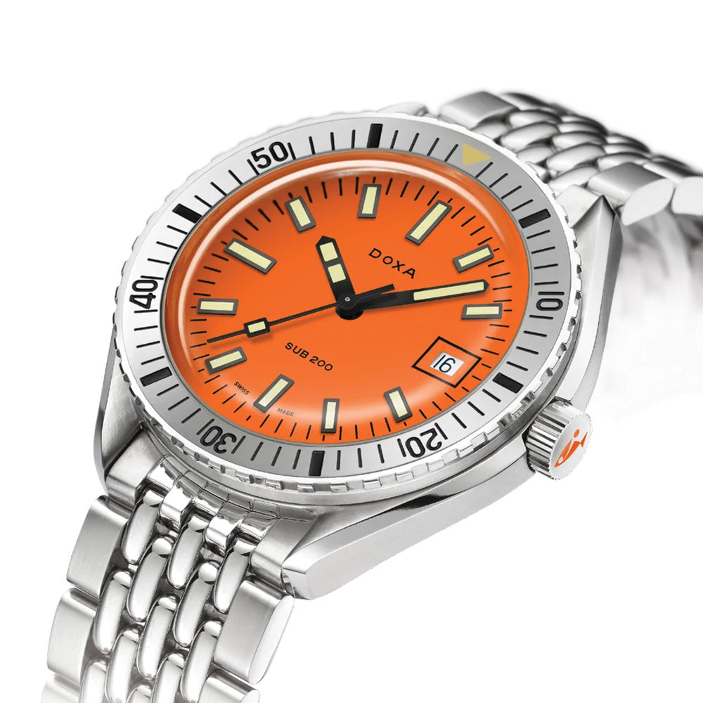 SUB 200 Professional 42mm - Orange on Bracelet