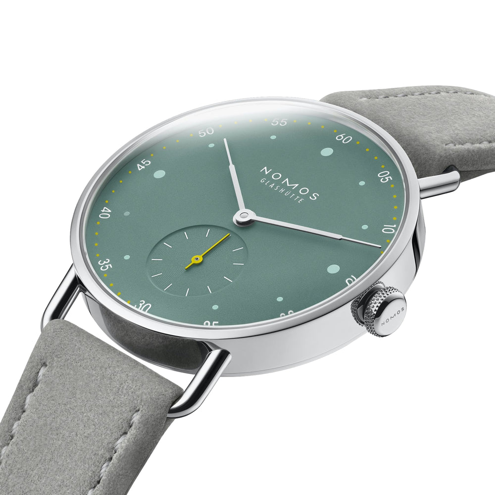 Metro Sapphire Back 33m - Sage Green on Strap