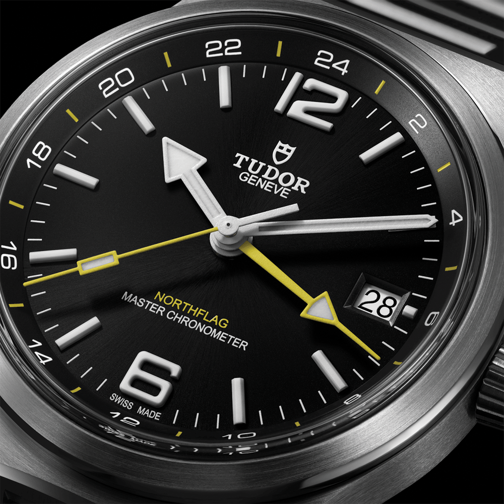 Northflag Manufacture 40mm - Black on Bracelet