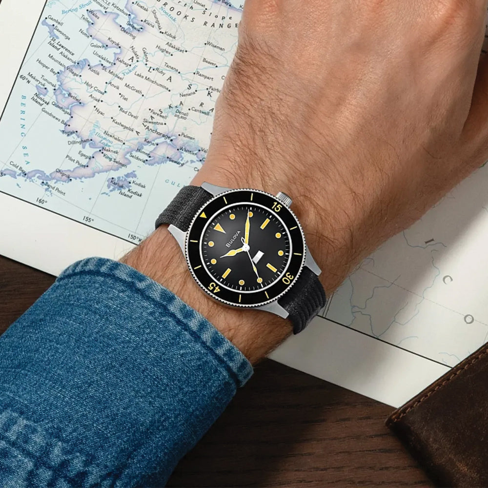MIL SHIPS Archive Series 41mm - Black on Fabric Strap