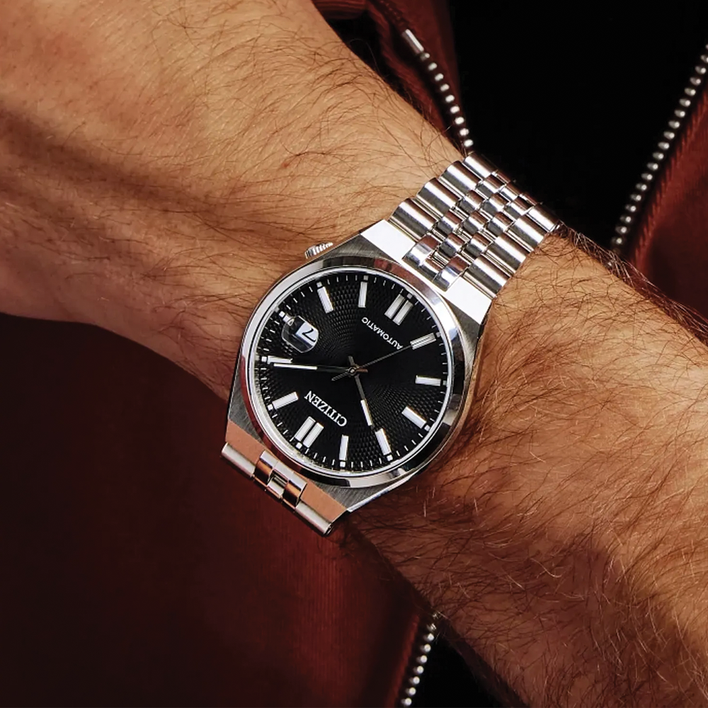 Tsuyosa 60 Automatic 40mm - Black on Bracelet