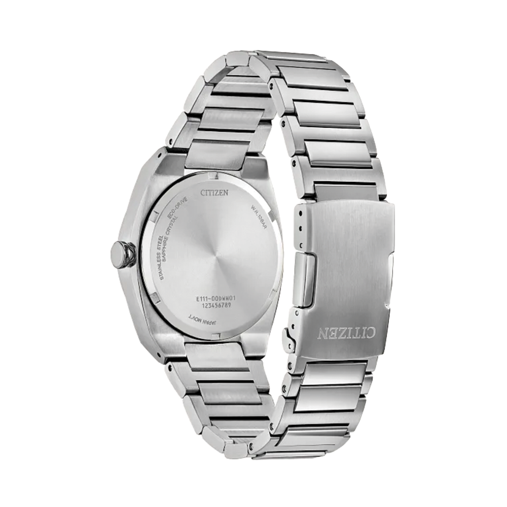 Sport Luxury 40mm - Black on Bracelet