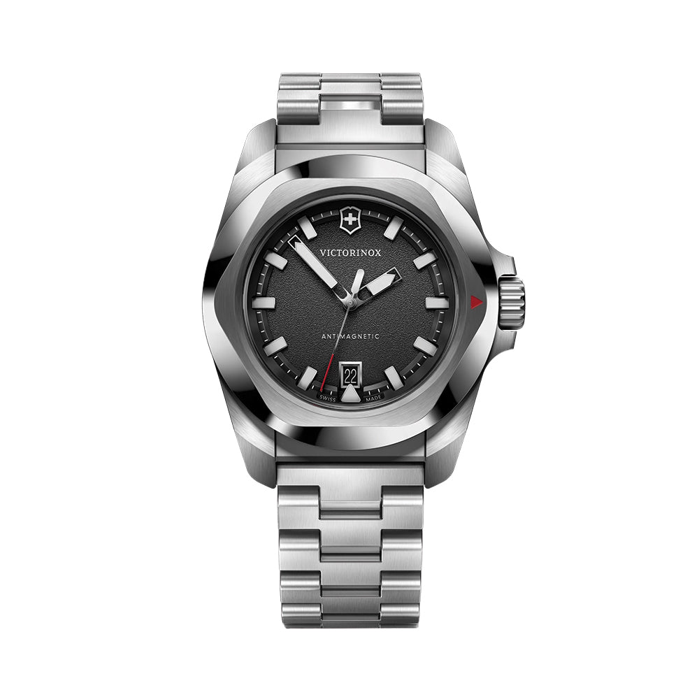 I.N.O.X. 41mm - Black on Bracelet