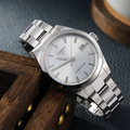 Gentleman 38mm - Silver on Bracelet