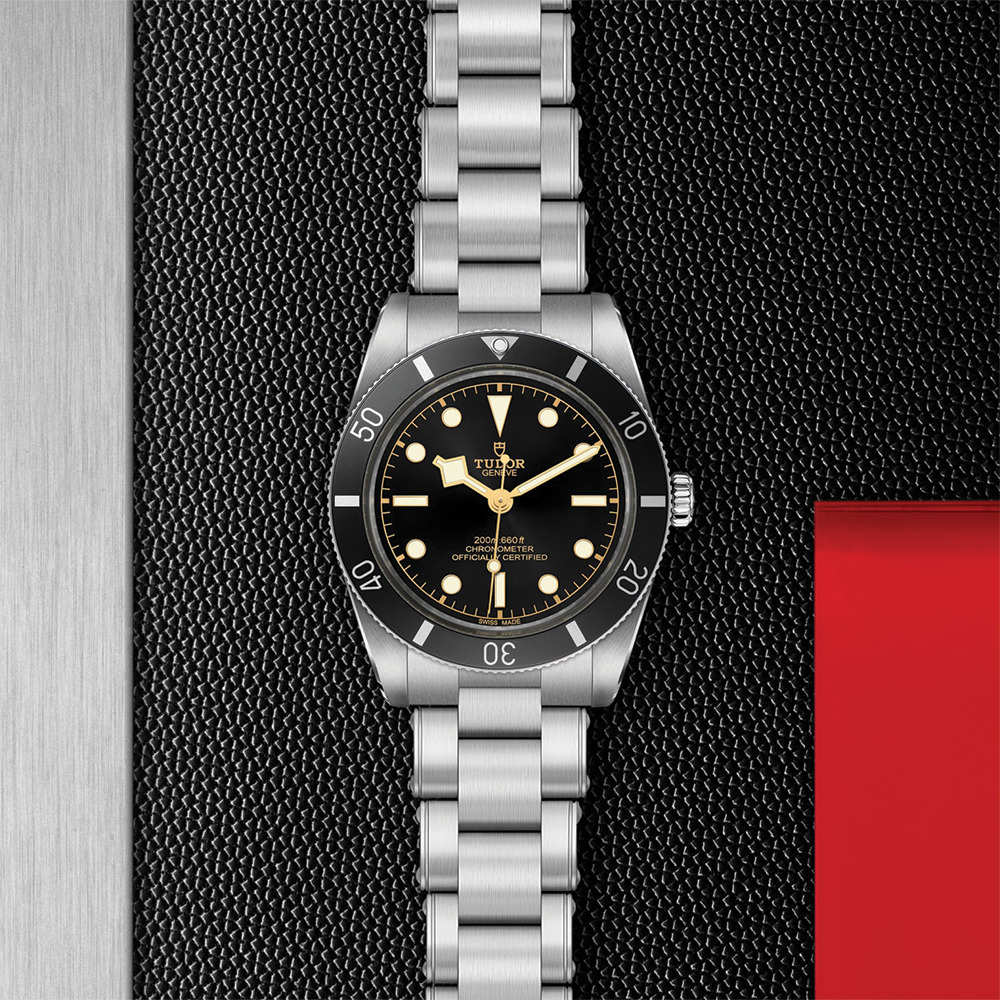 Black Bay 54 37mm - Black on Bracelet