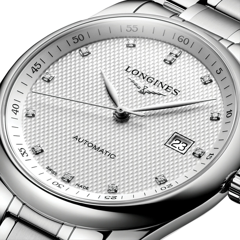 Master 40mm - Silver, Diamond-Set on Bracelet