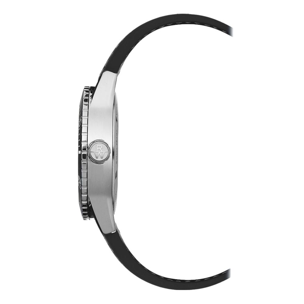 Freelancer Diver 42.5mm - Black on Rubber Strap