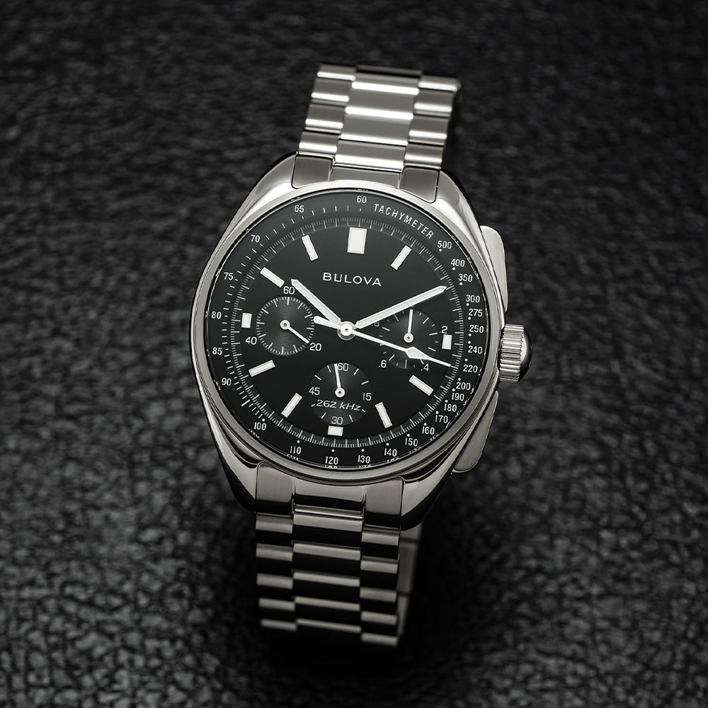 Lunar Pilot 43.5mm - Black on Bracelet