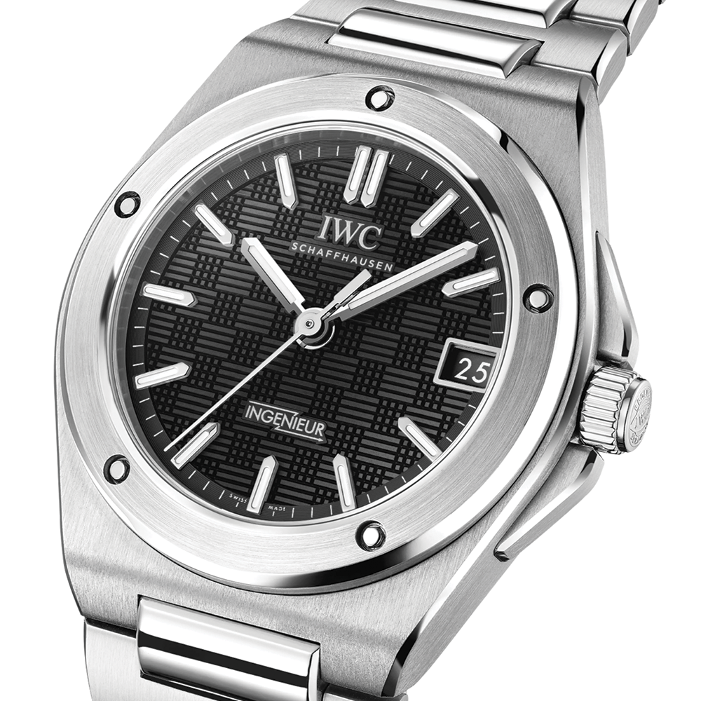 Ingenieur Automatic 35mm - Black on Bracelet