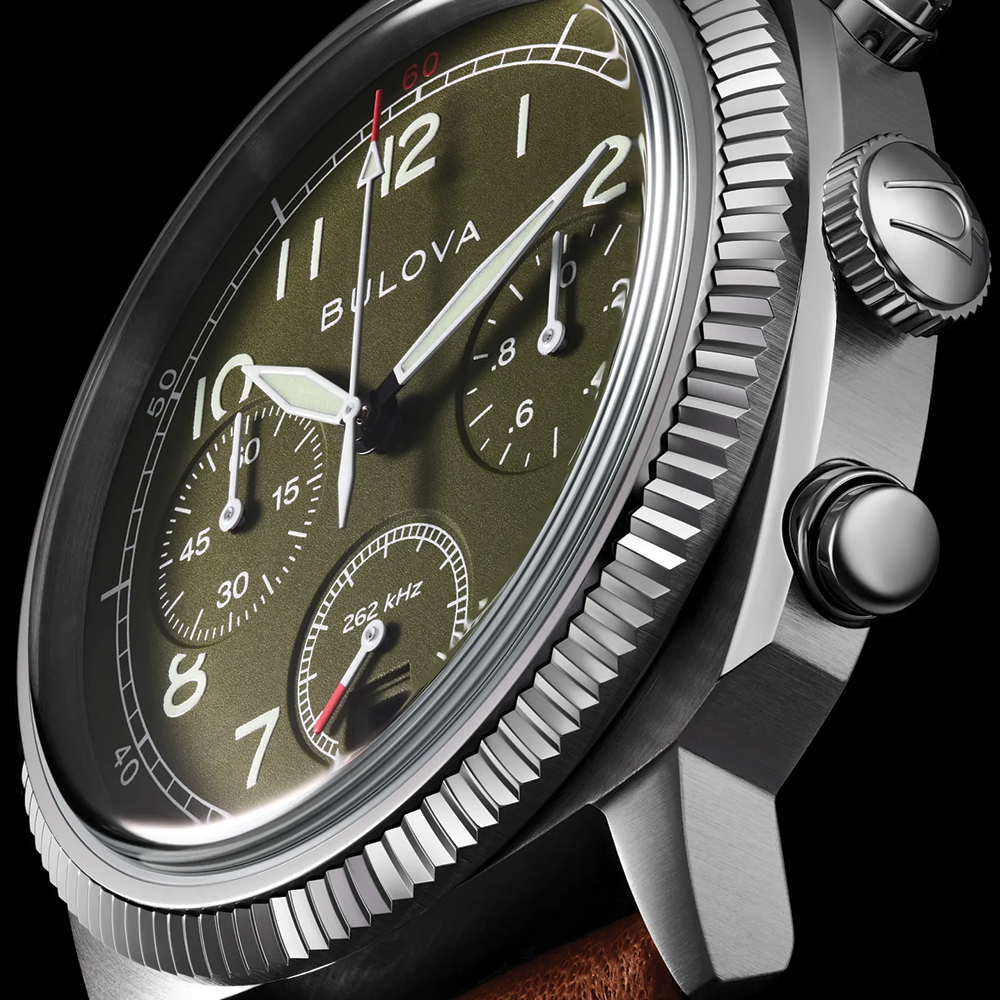 Military VWI Special Edition Quartz 42.5mm - Green on Leather Strap