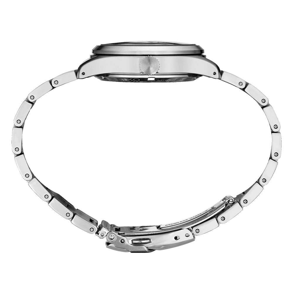 SRPG27 5 Sports Field 39.4mm - Black on Bracelet