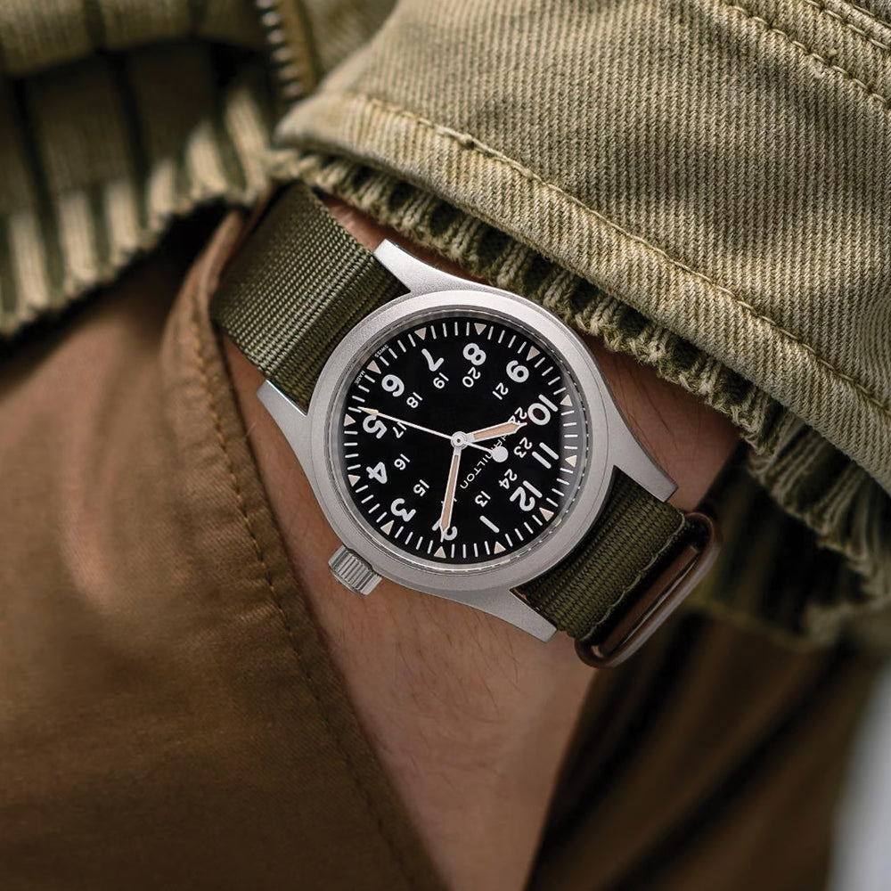 Khaki Field Mechanical 38mm - Black on Textile Strap