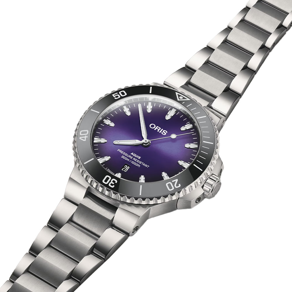 Aquis Date Tungsten Bezel 