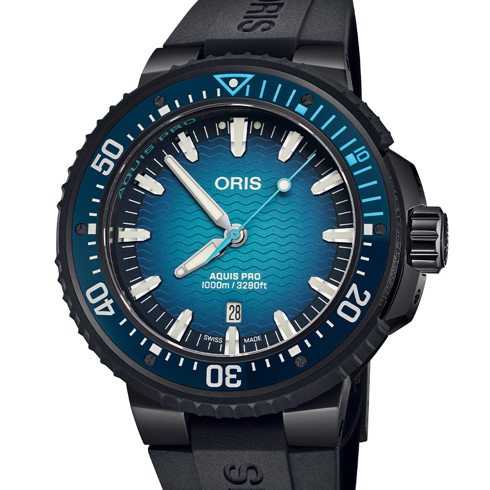 Aquis Pro 1000m Multi-Piece Titanium 49.5mm - Black on Rubber Strap w/ Extra Rubber Strap