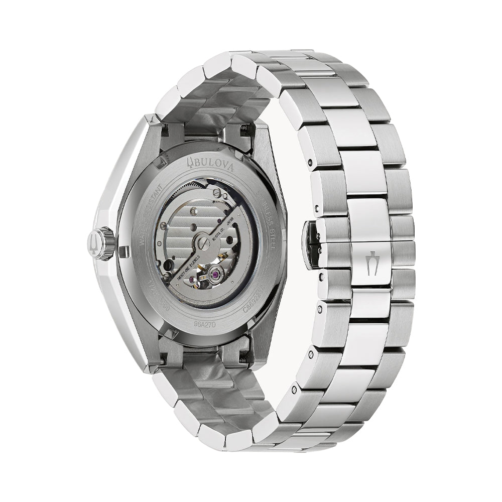 Surveyor 2021 42mm - Black on Bracelet