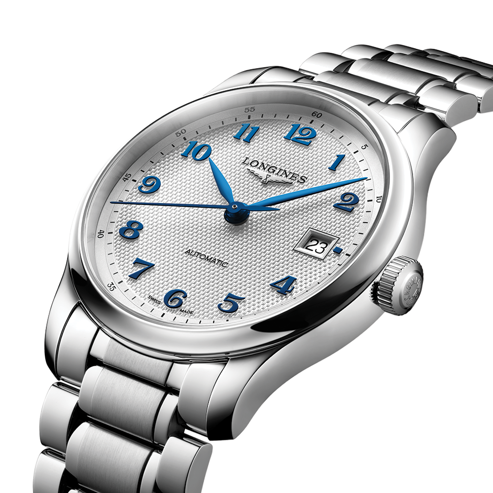 Master 39mm - Silver on Bracelet
