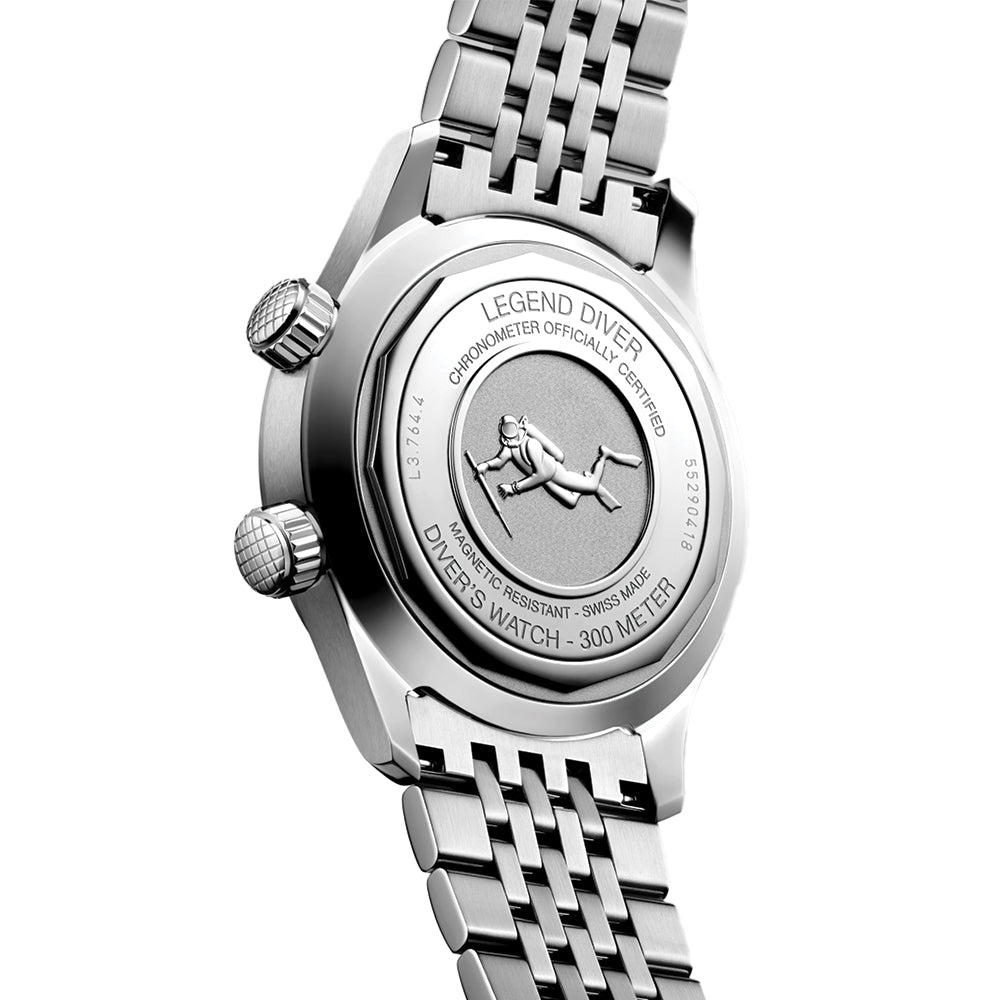 Legend Diver 39mm - White on Bracelet