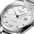 Master 29mm - Silver, Diamond-Set on Bracelet