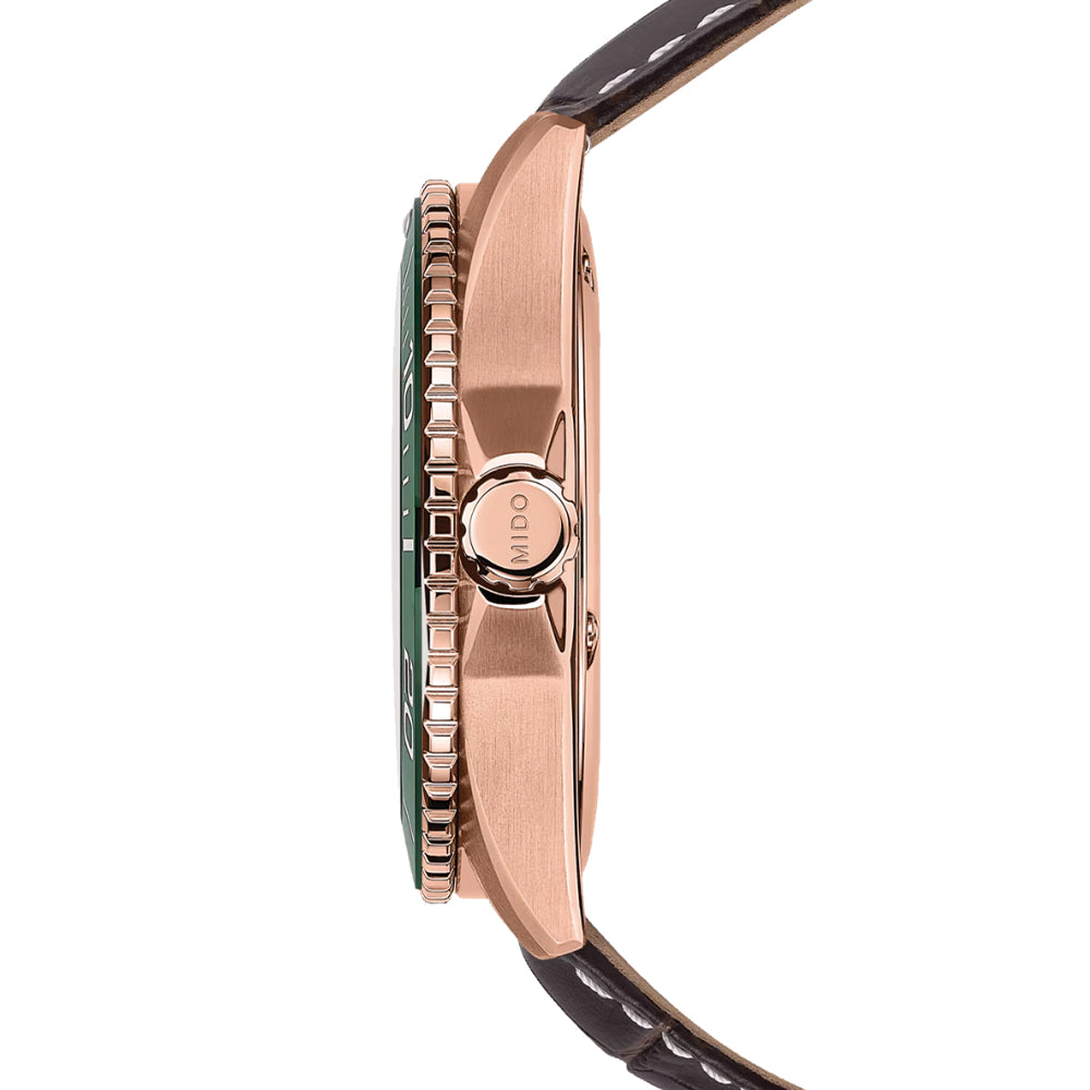 Ocean Star 200C 42.5mm - Green on Leather Strap