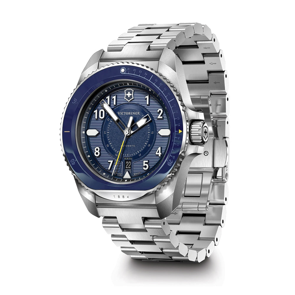 Journey 1884 43mm - Blue on Bracelet