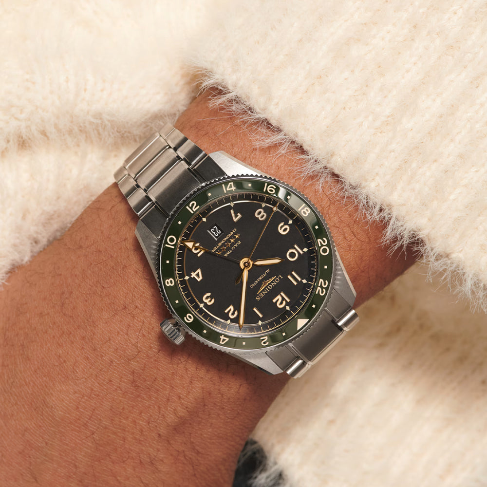 Spirit Zulu Time Green Bezel 42mm - Black on Bracelet