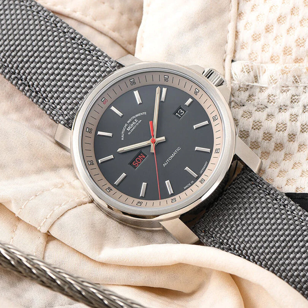 29er Big Day-Date Automatic 42.4mm - Grey on Grey Canvas Strap