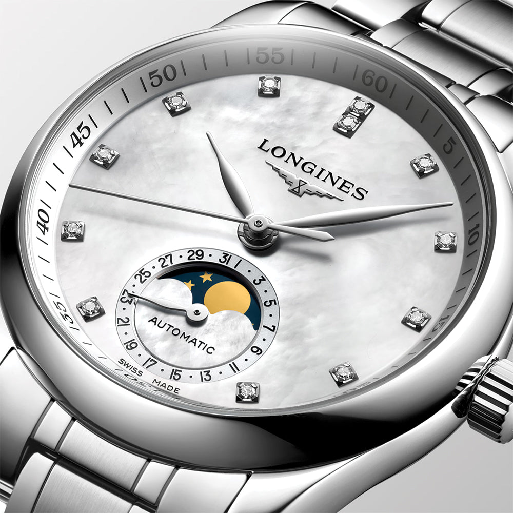 Master Collection Moonphase 34mm - White on Bracelet