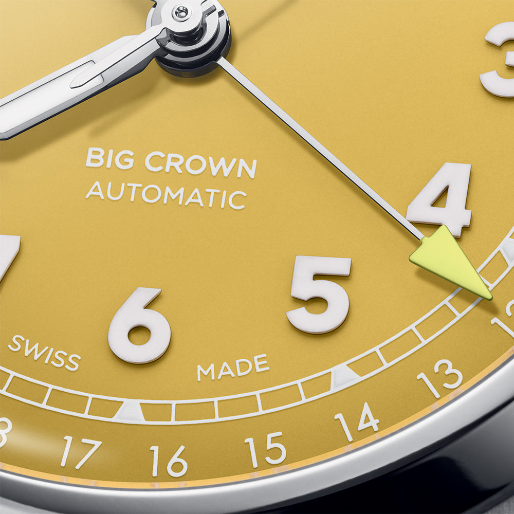 Big Crown Pointer Date 40mm - Yellow on Bracelet