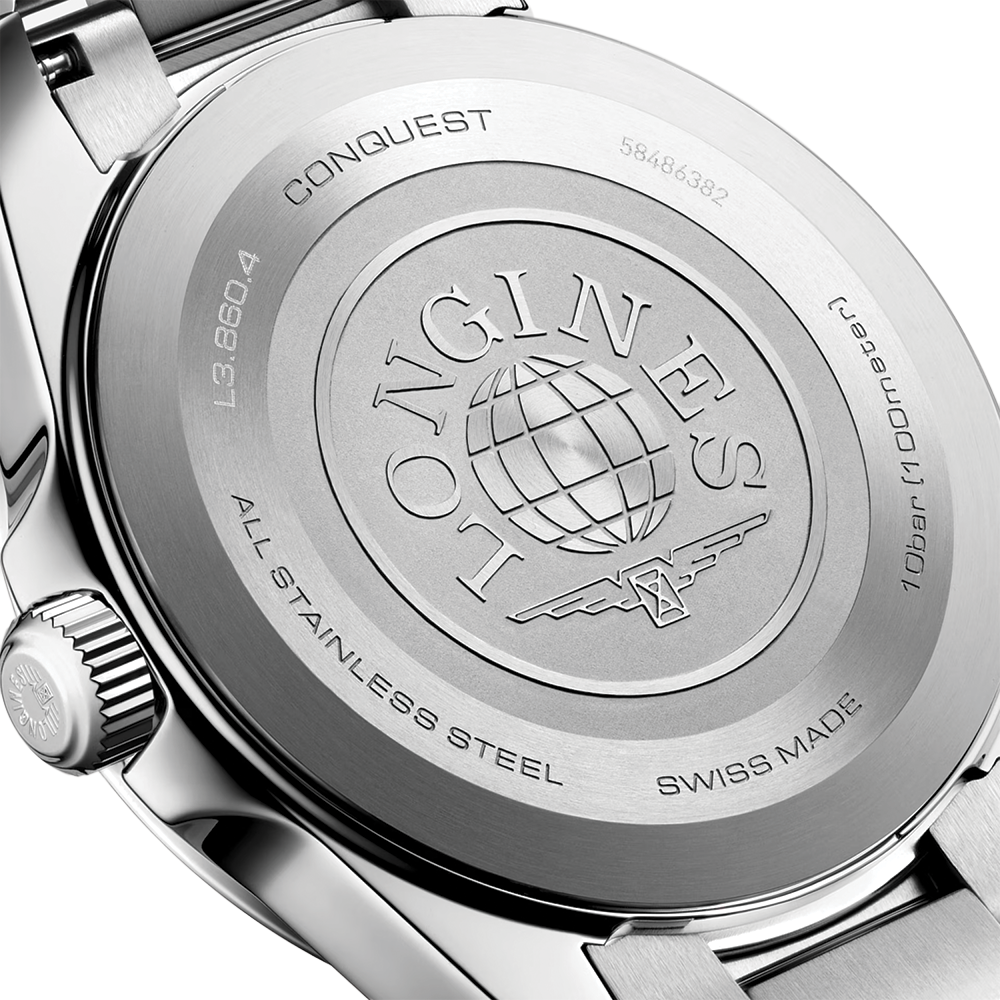 Conquest Quartz 41mm - White on Bracelet