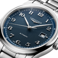 Master 41mm - Blue on Bracelet