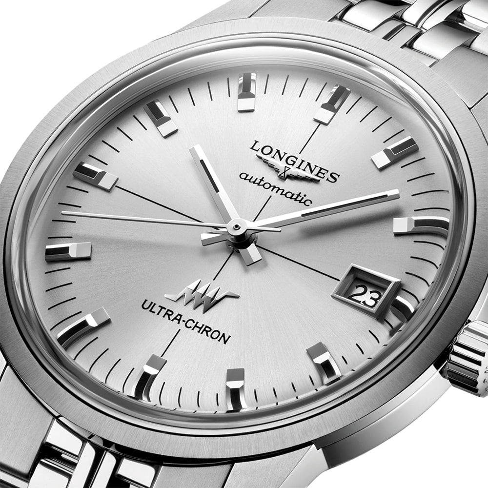 Ultra-Chron Classic 37mm - Silver on Bracelet