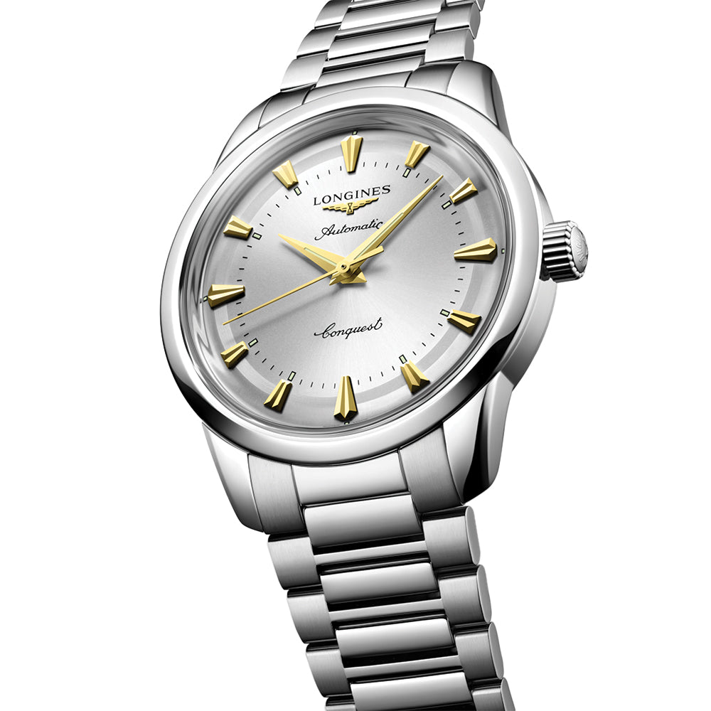Conquest Heritage 40mm - Silver on Bracelet