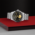 1926 Luna 39mm - Black on Bracelet