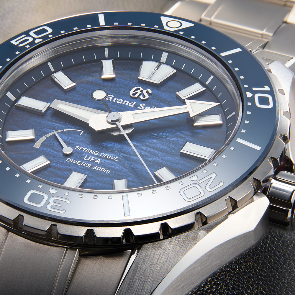 SLGB023 Spring Drive UFA Ushio 300 Diver 40.8mm - Blue on Bracelet