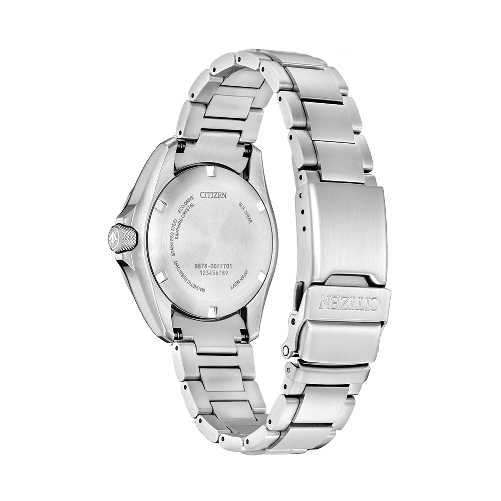 Promaster Land GMT 39.5mm - Red on Bracelet