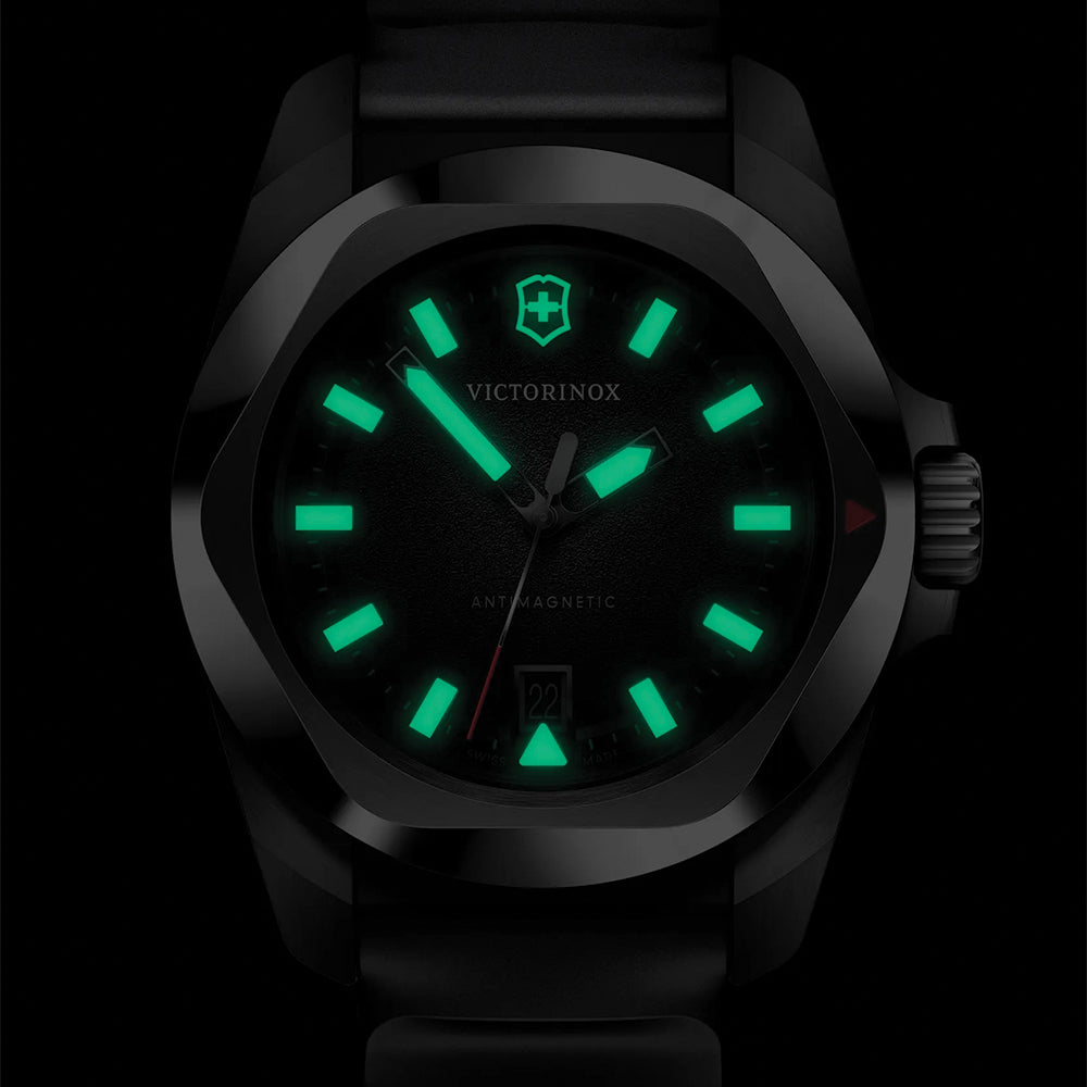 I.N.O.X. 41mm - Black on Rubber Strap