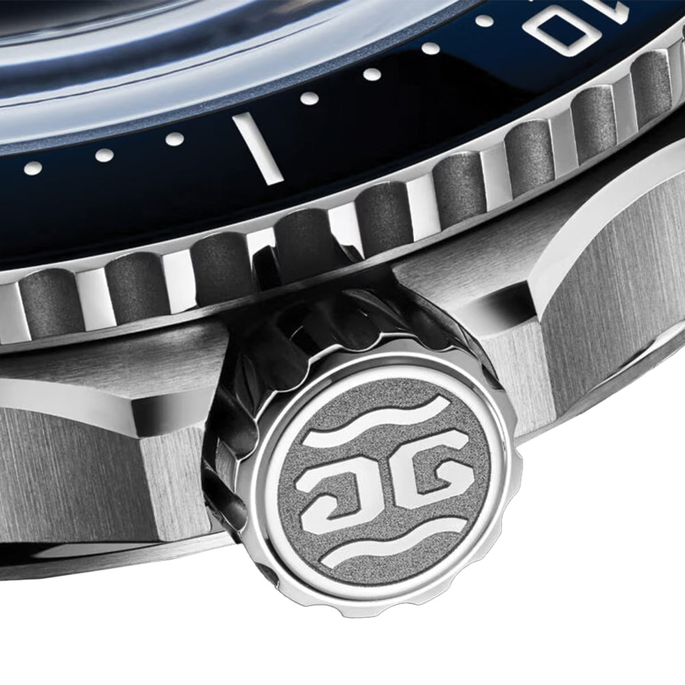 SeaQ Panorama Date 43mm - Galvanized Blue on Bracelet
