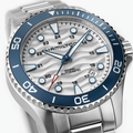 Khaki Navy Scuba Auto 40mm - White on Bracelet