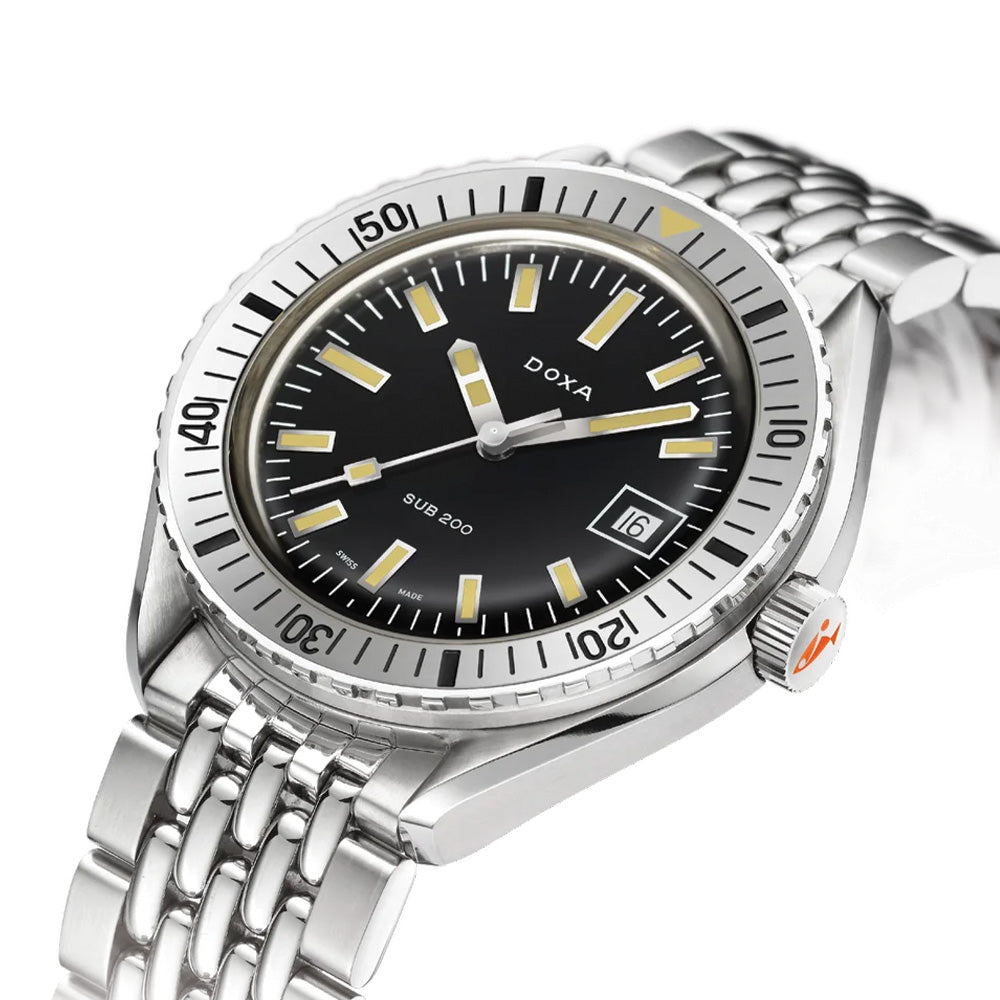 SUB 200 Sharkhunter 42mm - Black on Bracelet