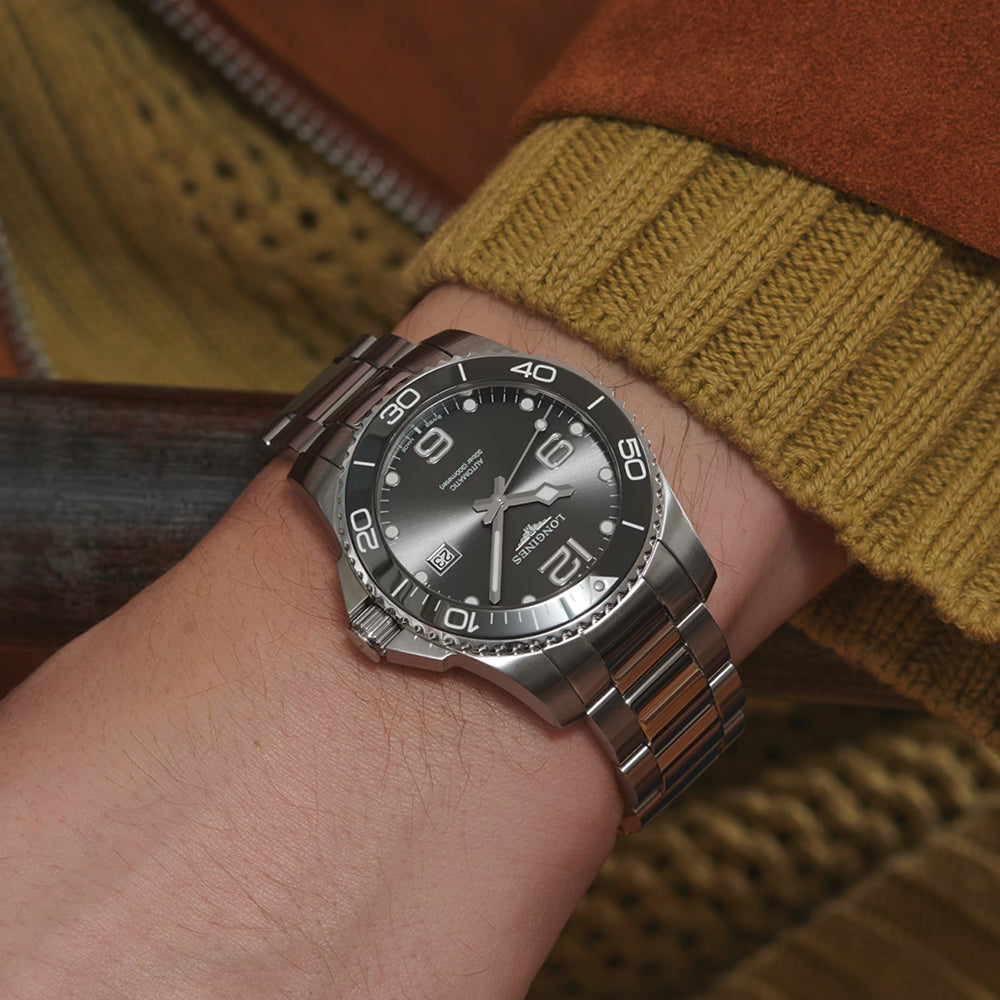 HydroConquest 41mm - Sunray Grey on Bracelet