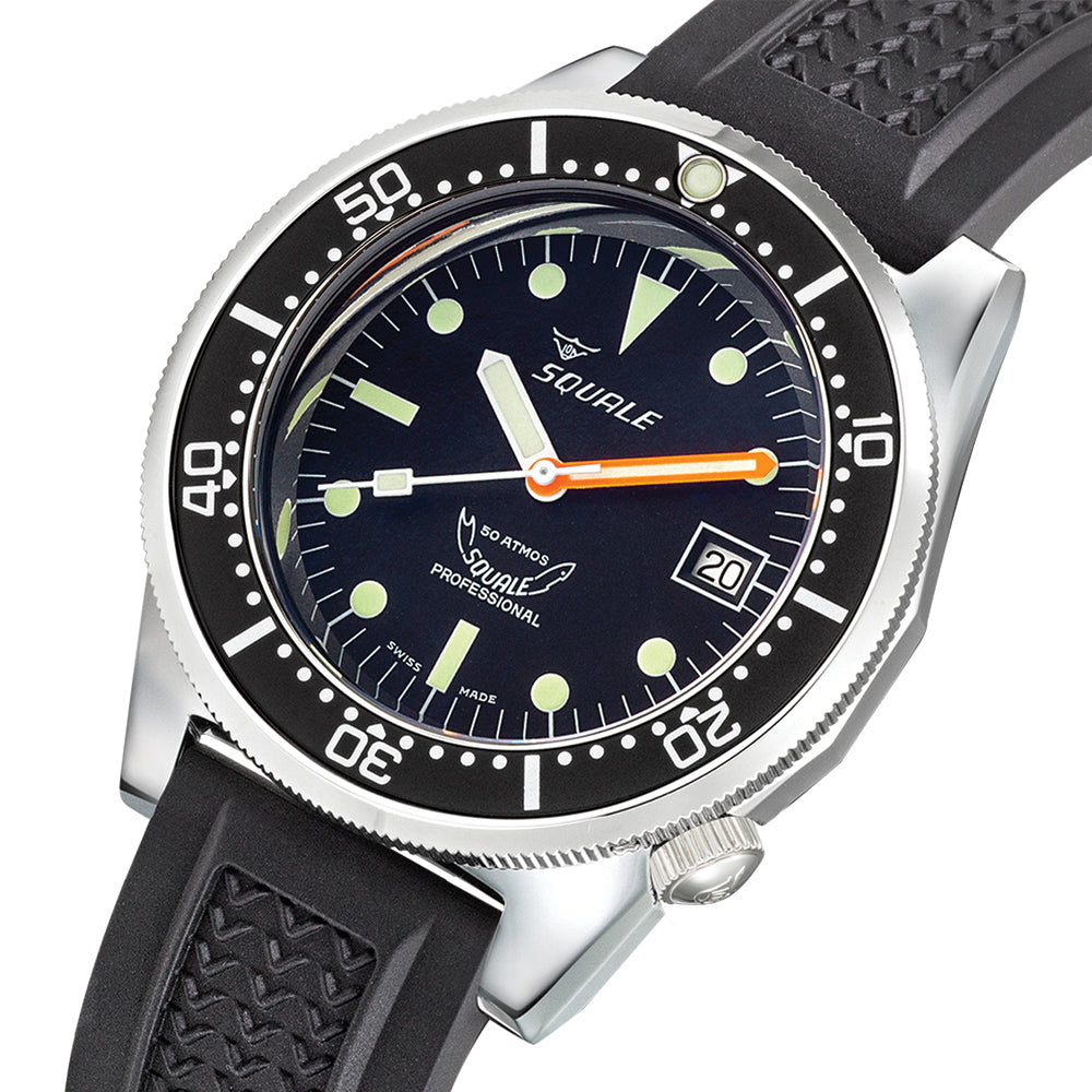1521 Classic 42mm - Black on Rubber Strap