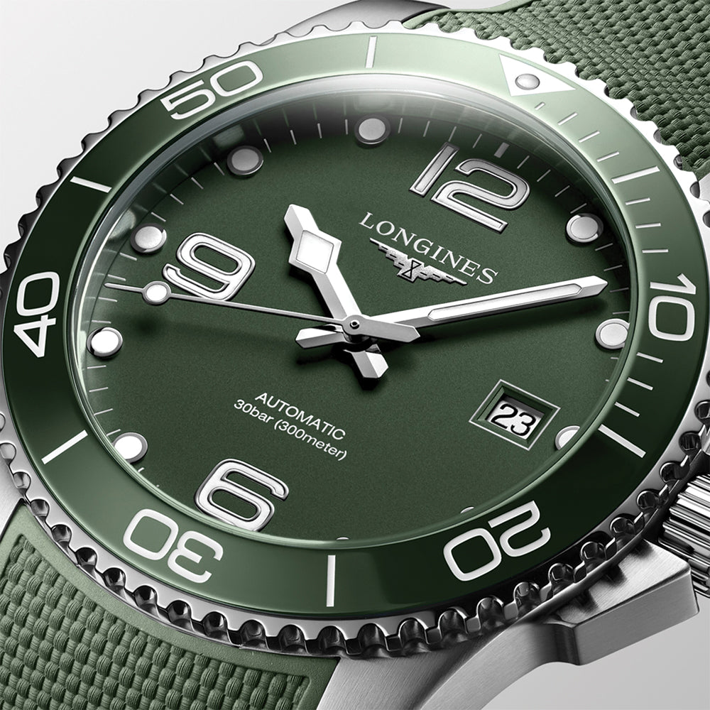 HydroConquest 41mm - Green on Rubber Strap