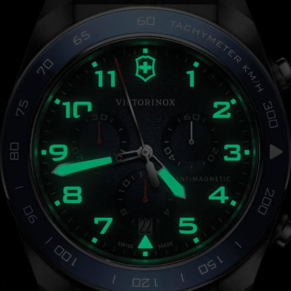 Swiss Army Chrono Quartz 42mm - Blue on Bracelet