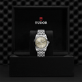 Black Bay One 39mm - Light-Champagne, Diamond-Set on Bracelet
