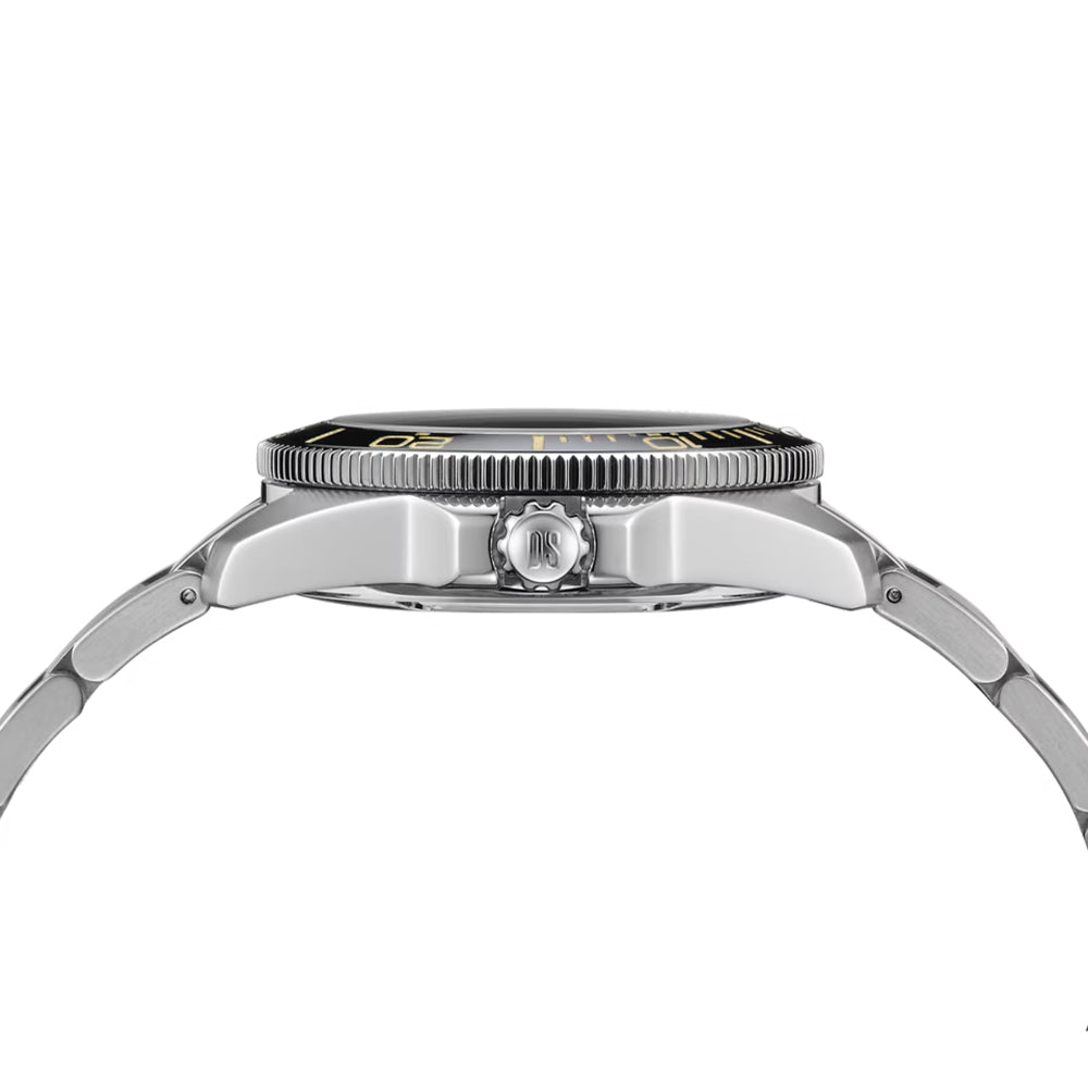 DS Action Diver "New DS Concept Extreme Shock Resistance" 40.5mm - Black on Bracelet
