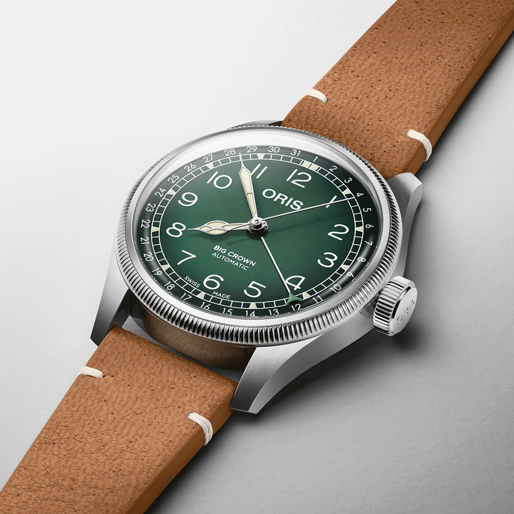 Big Crown X Cervo Volante 38mm - Green on Leather Strap