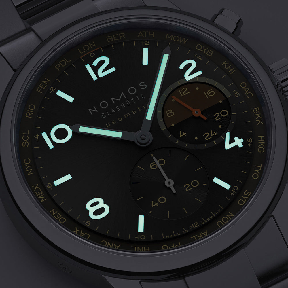 Club Sport Neomatik Worldtimer Grid 40mm - Black w/ Orange on Bracelet